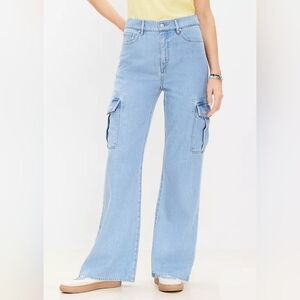 LOFT The Wide-Leg Denim Cargo High-rise Relax/Baggy fit jeans!
